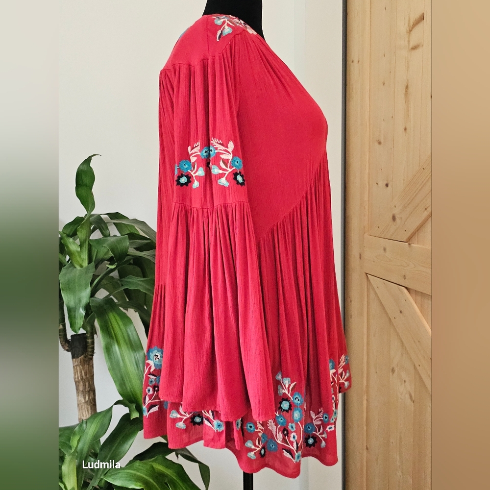 FREE PEOPLE Women's Size XS Red Combo Embroidered Long-Sleeve Blouse‎ - Picture 7 of 10